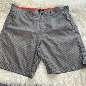 PGatour men golf shorts size 36